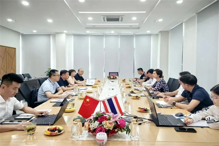 1808067893254983682.jpg 1808067893254983682.jpg